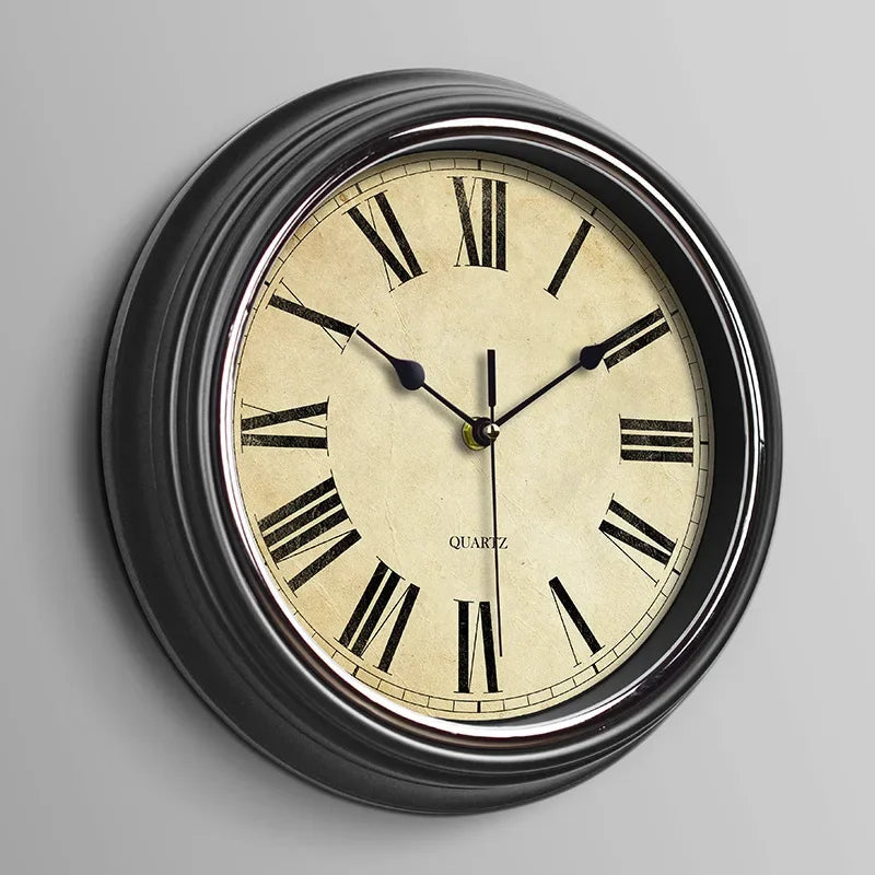 Stille Vintage-Wanduhr | Europäische Wanddekoration 30,5 cm 11
