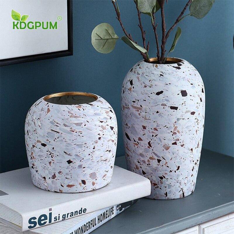 Weiße Keramikvase im Terrazzo-Stil | Blumenvase für Tisch 3